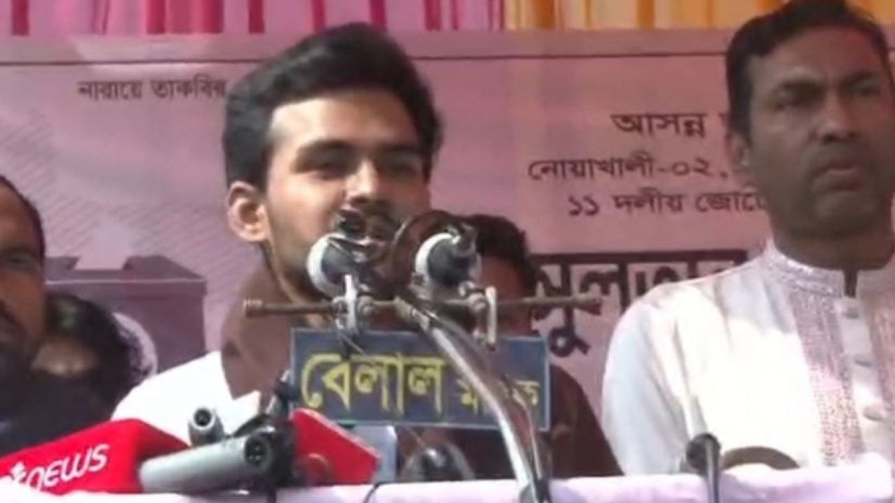 ঋণখেলাপি ও বিদেশি হস্তক্ষেপের বিরুদ্ধে কঠোর হুঁশিয়ারি উপদেষ্টা আসিফ মাহমুদের