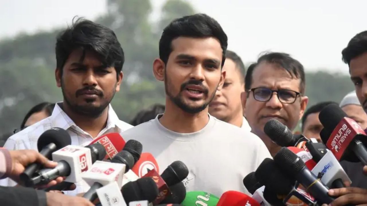 সময়সীমা শেষের আগেই সরকারি বাসভবন ছেড়েছি - আসিফ মাহমুদ