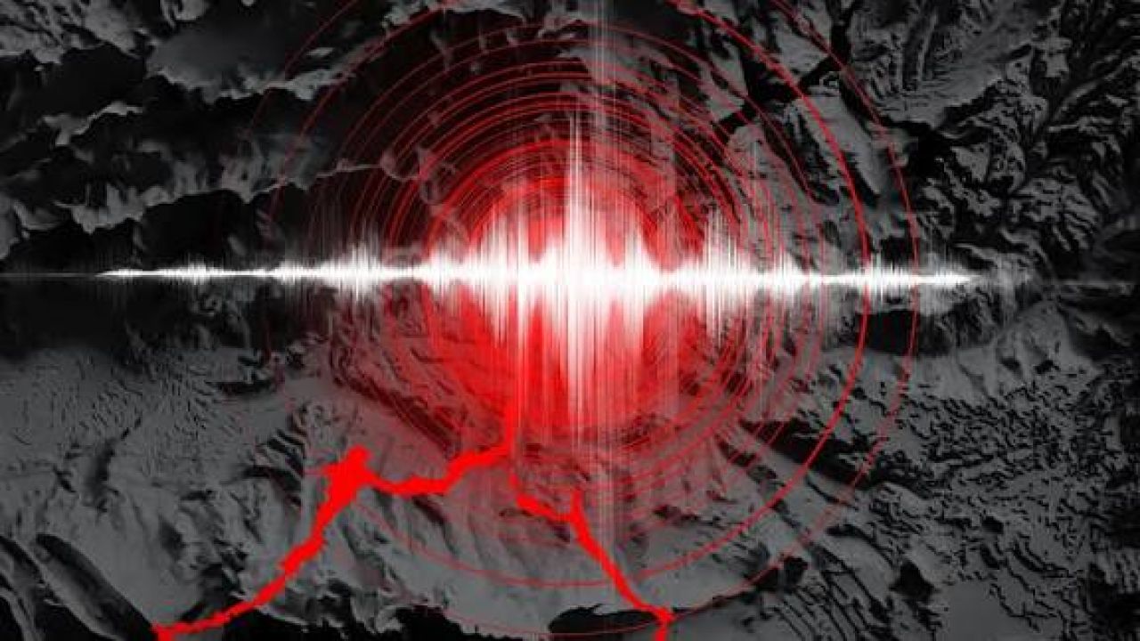 দফায় দফায় কম্পনে কেঁপে উঠল বাংলাদেশের বিস্তীর্ণ অঞ্চল