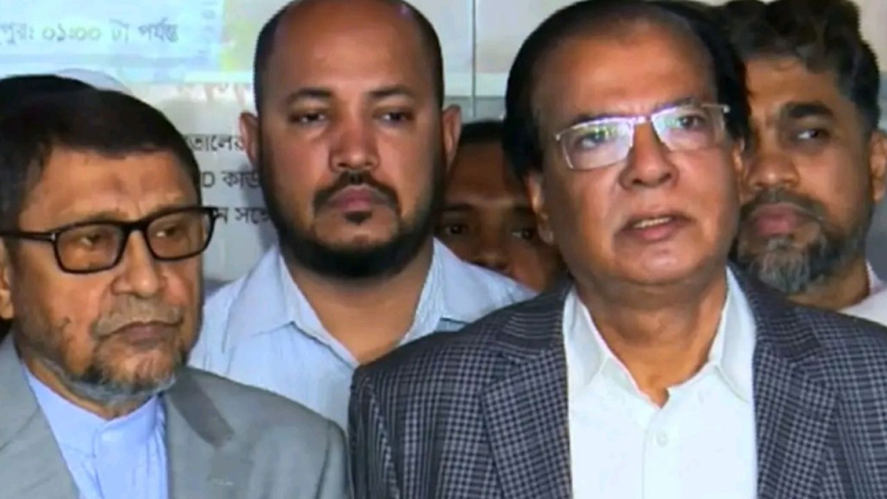 ভূমিকম্প মোকাবিলায় দেশজুড়ে এক লাখ স্বেচ্ছাসেবী প্রস্তুত রাখার নির্দেশ প্রধানমন্ত্রীর