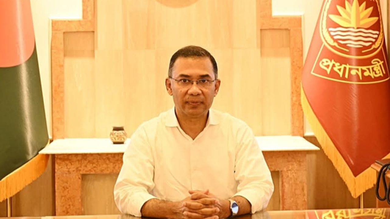 রাজধানী থেকে সব ধরনের অভিনন্দন ব্যানার ও পোস্টার সরানোর নির্দেশ প্রধানমন্ত্রীর