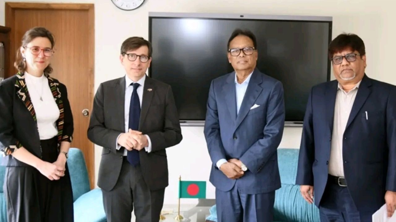 টেলিযোগাযোগ ও প্রযুক্তি খাতে দ্বিপক্ষীয় সম্পর্ক উন্নয়নে ফরাসি রাষ্ট্রদূতের সঙ্গে মন্ত্রীর গুরুত্বপূর্ণ বৈঠক