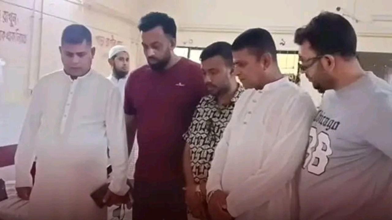 আওয়ামী লীগের আকস্মিক মিছিল থেকে হামলার অভিযোগ: আহত হয়ে হাসপাতালে ছাত্রদল ও জামায়াতের ৫ নেতা